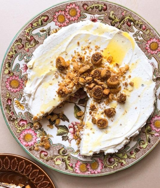 Bakarwadi Cheesecake by @chilliesnlime